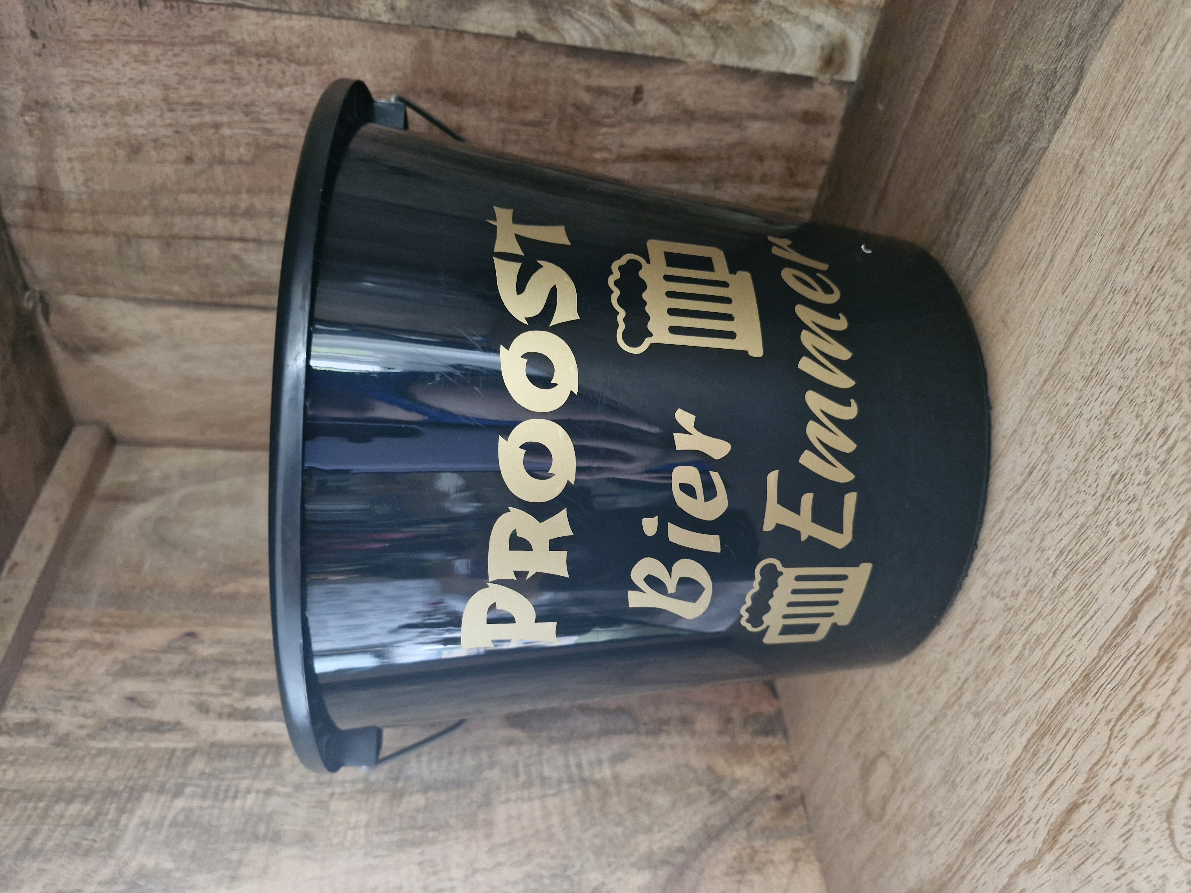Proost bier emmer