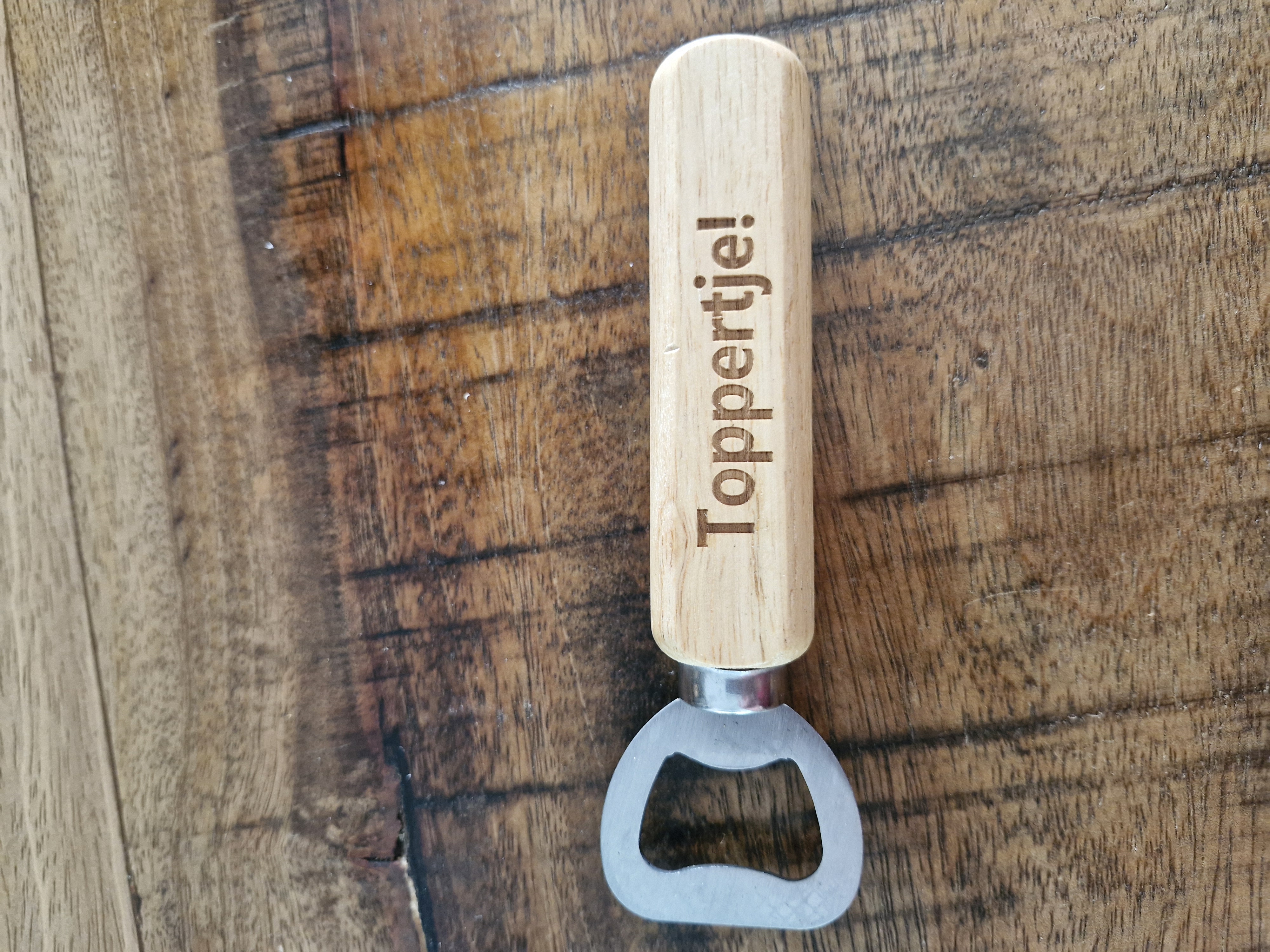 Gelaserde tekst: Toppertje!