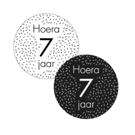 Hoera 7 jaar - sticker