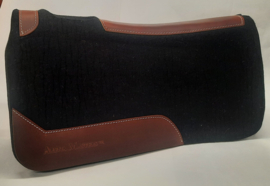 Arena Masters ergonomic vilt pad 1" SHORT Black