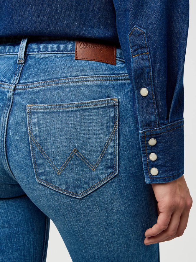 Wrangler Bootcut Rustler Wash - Length 34"