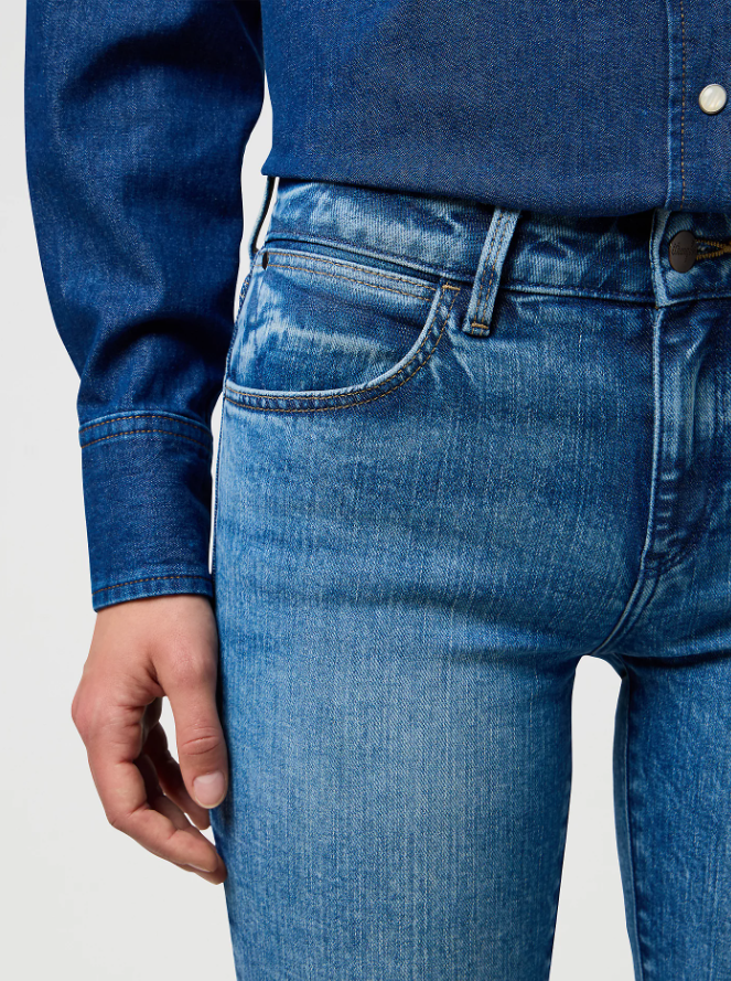 Wrangler Bootcut Rustler Wash - Length 34"