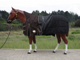 "TOUGH HORSE" - Rain Rug (BLACK) - Half Neck - Removable underrug (300gr.)