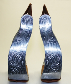 Aluminium Curved Engraved Stirrups