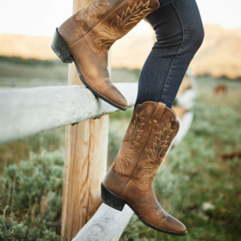 Ariat Heritage R Toe Western Boots