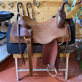 Triple Horn Cutting Saddle