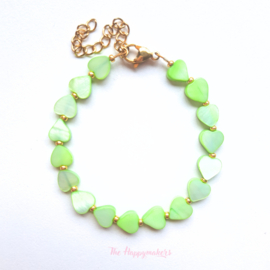 Handmade bracelet ''colorful sea shell hearts'' 6mm green