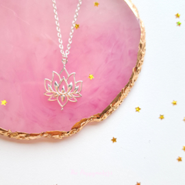 Charm necklace ''lotus'' gold/silver