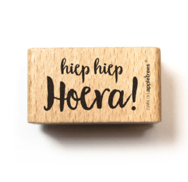 Cats on Appletrees - Stempel Tekst Hiep Hiep Hoera