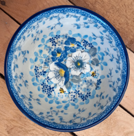 556 Bunzlau nestschaal 12 cm Unikat