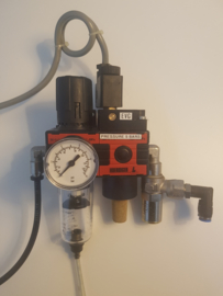 Hoerbiger-4 pressure regulator