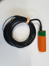 IFM EFECTOR PROXIMITY SENSOR