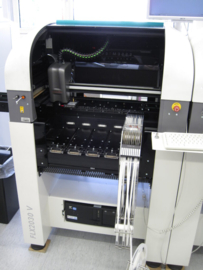 Essemtec FLX 2030-V Pick and place machine