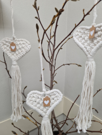 Macrame hartjes hanger