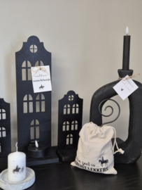 Houten huisje op voet