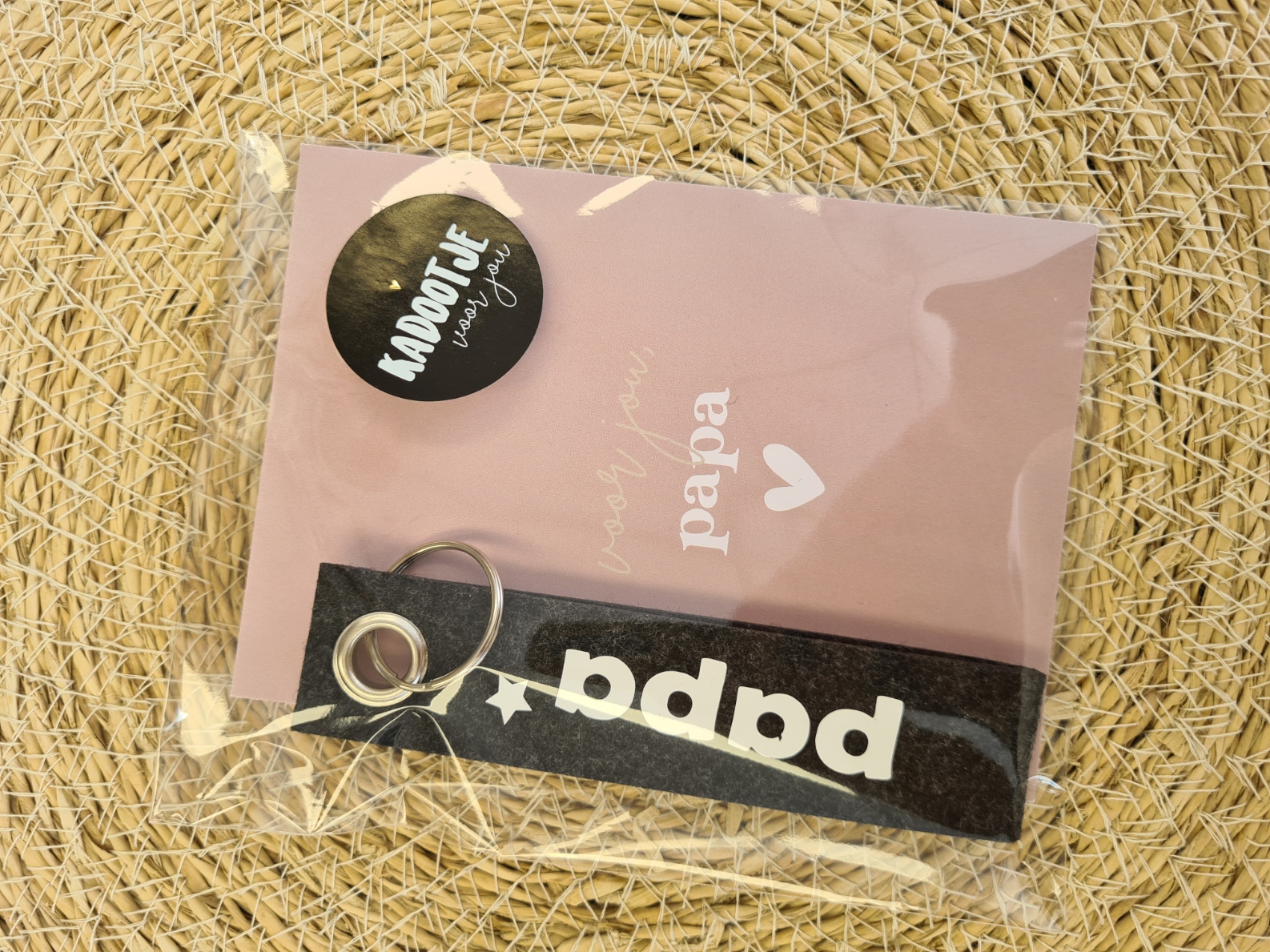Sleutelhanger donker grijs + kaartje voor papa