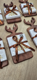 Kerstcadeau Rendierplankje met Servetten en Lepeltje – 30 x 13 cm