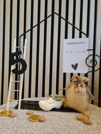 DIY knutselpakket "Metalen Huis op standaard"