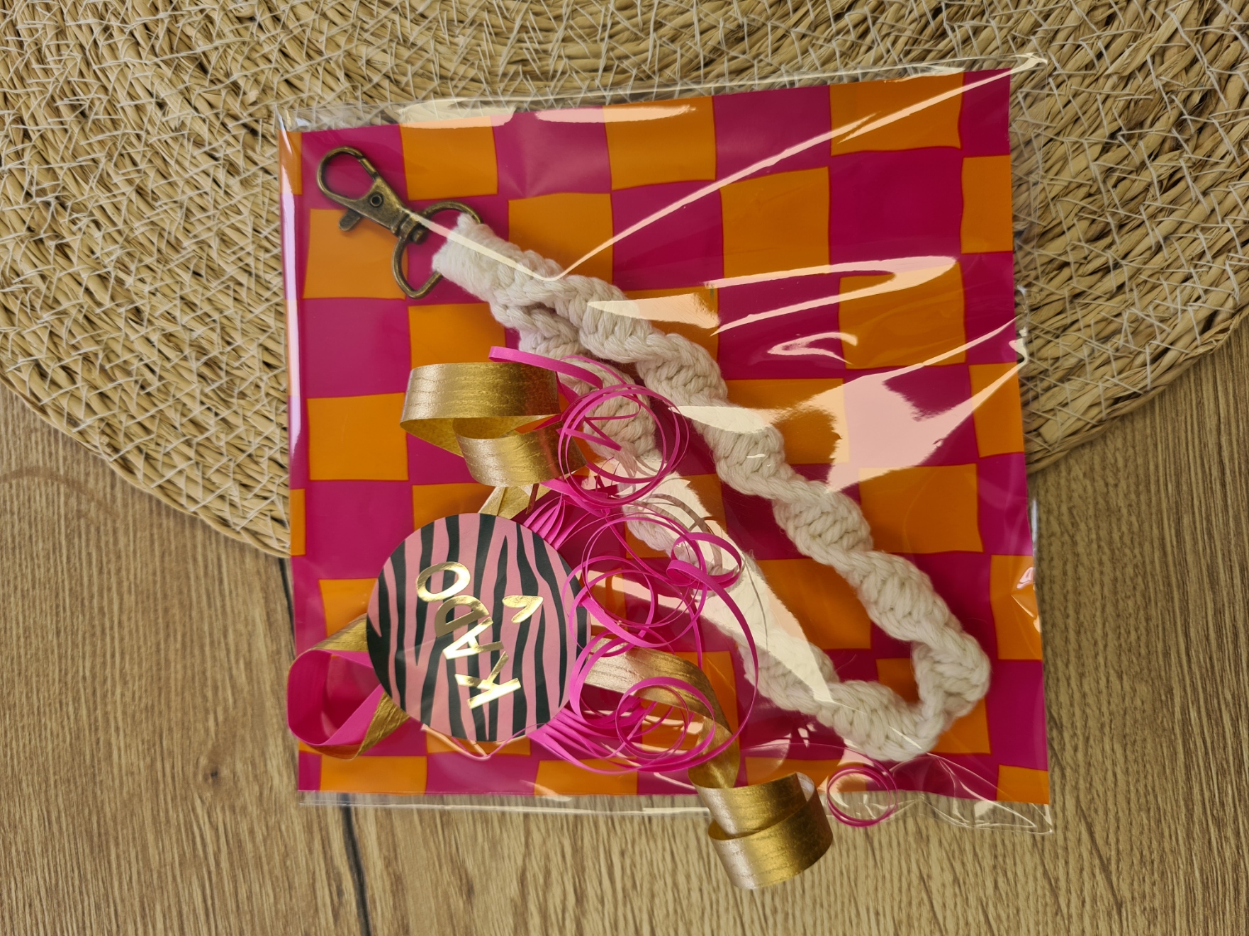 Macramé Sleutelhanger  Handgemaakt & Feestelijk verpakt