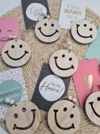 Smiley hanger