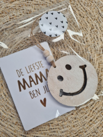 Smiley hanger