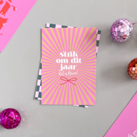 Kerstkaart Strik om dit jaar