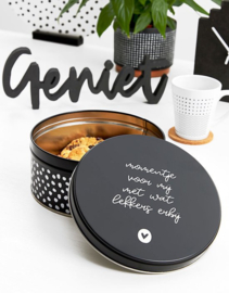 Zoedt koektrommel - zwart wit - Momentje voor mij met wat lekkers erbij