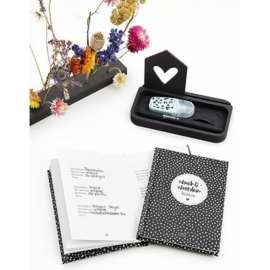 Zoedt - Wachtwoorden boekje met zwart wit dots patroon