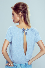 Ilza- viscose blouse met een sexy split op de rug - grijs gemêleerd