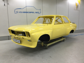 Opel Ascona A uitbouwset voor en achterschermen en voorspoiler