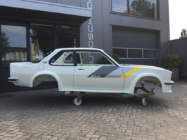 Opel Ascona B 400 (Groep 2) voor en achterschermen