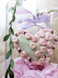 Smash heart box