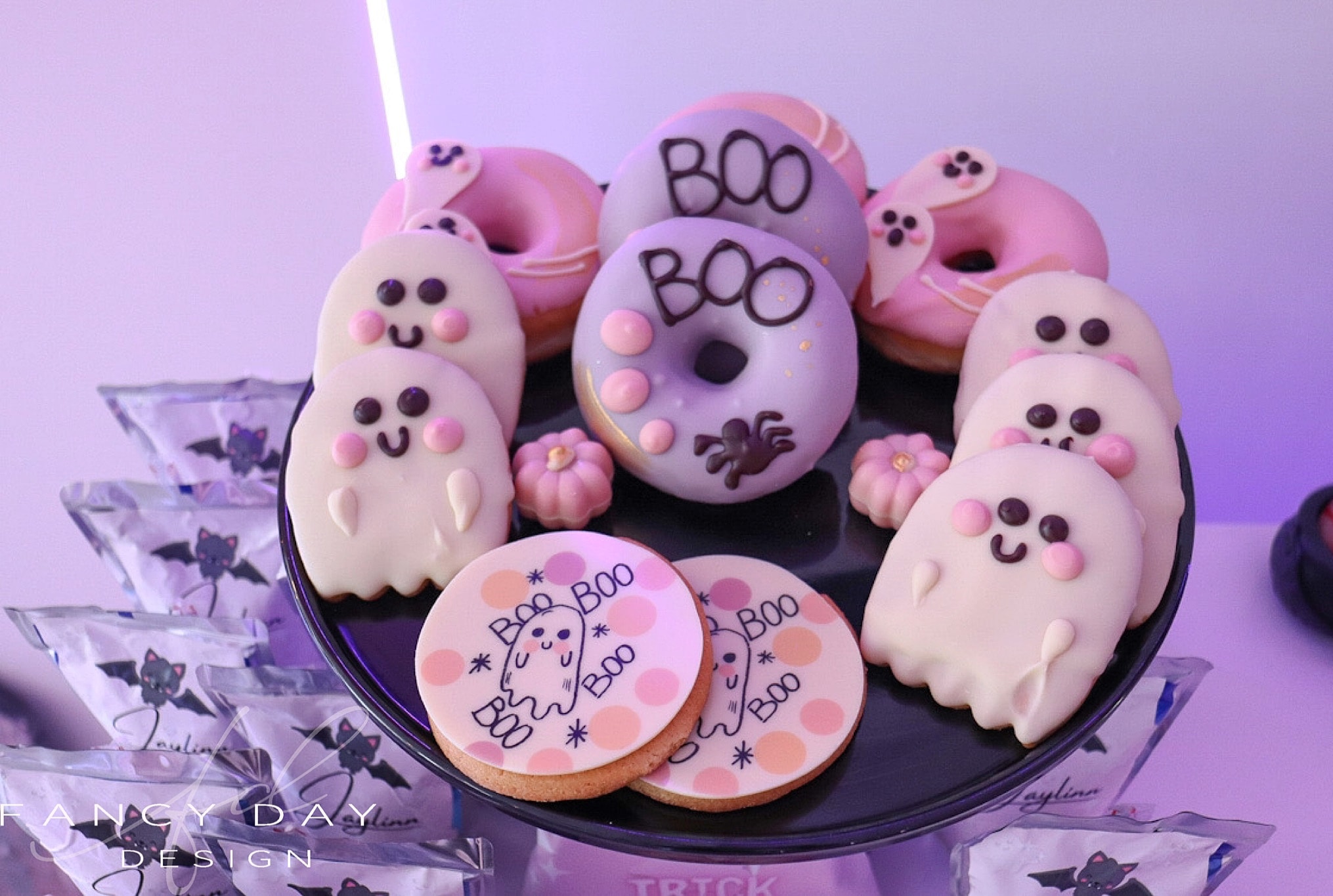 Spooky Pink mini sweettable