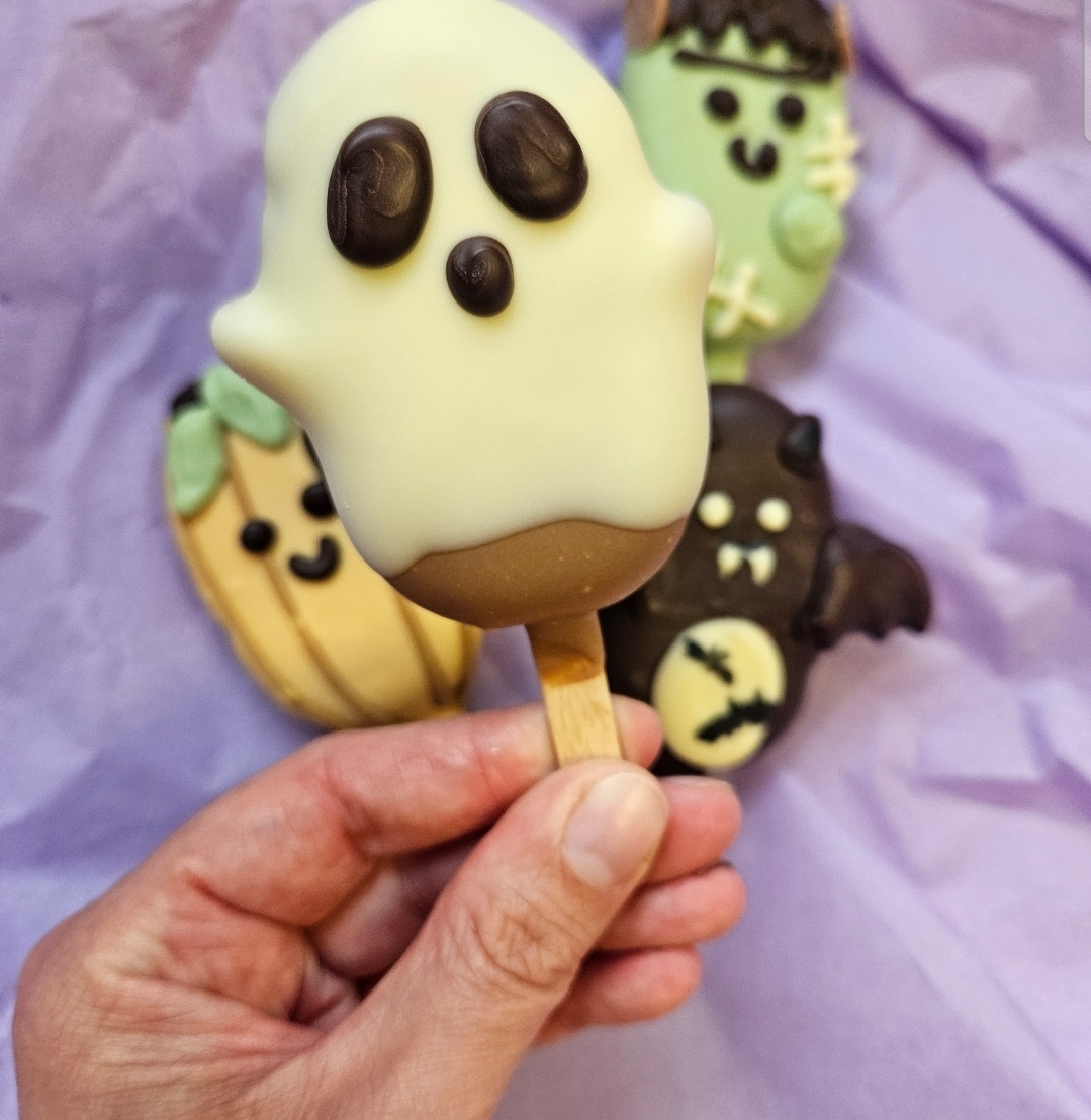Halloween verassingsbox koek en cake