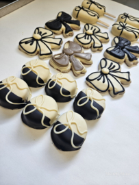 Elegant Bow sweettable +- 20 personen