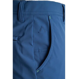 Earnie Revolutional, blauw