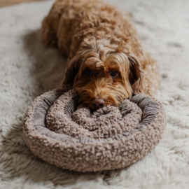 District 70 SWIRL snuffelmat  taupe 34 cm