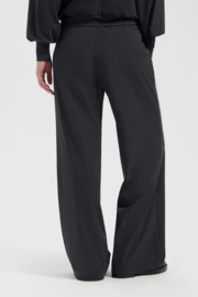 LADY DAY ELLIOT BROEK SMOKEY TRV
