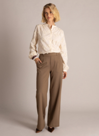 YEST RAYA ESSENTIAL BLOUSE BEIGE CREAM
