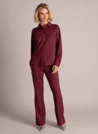 YEST CELIA BROEK L/32 ESSENTIAL WINE RED