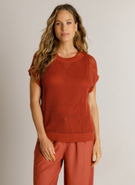 IVY BEAU TOP DOUNIA BARN RED