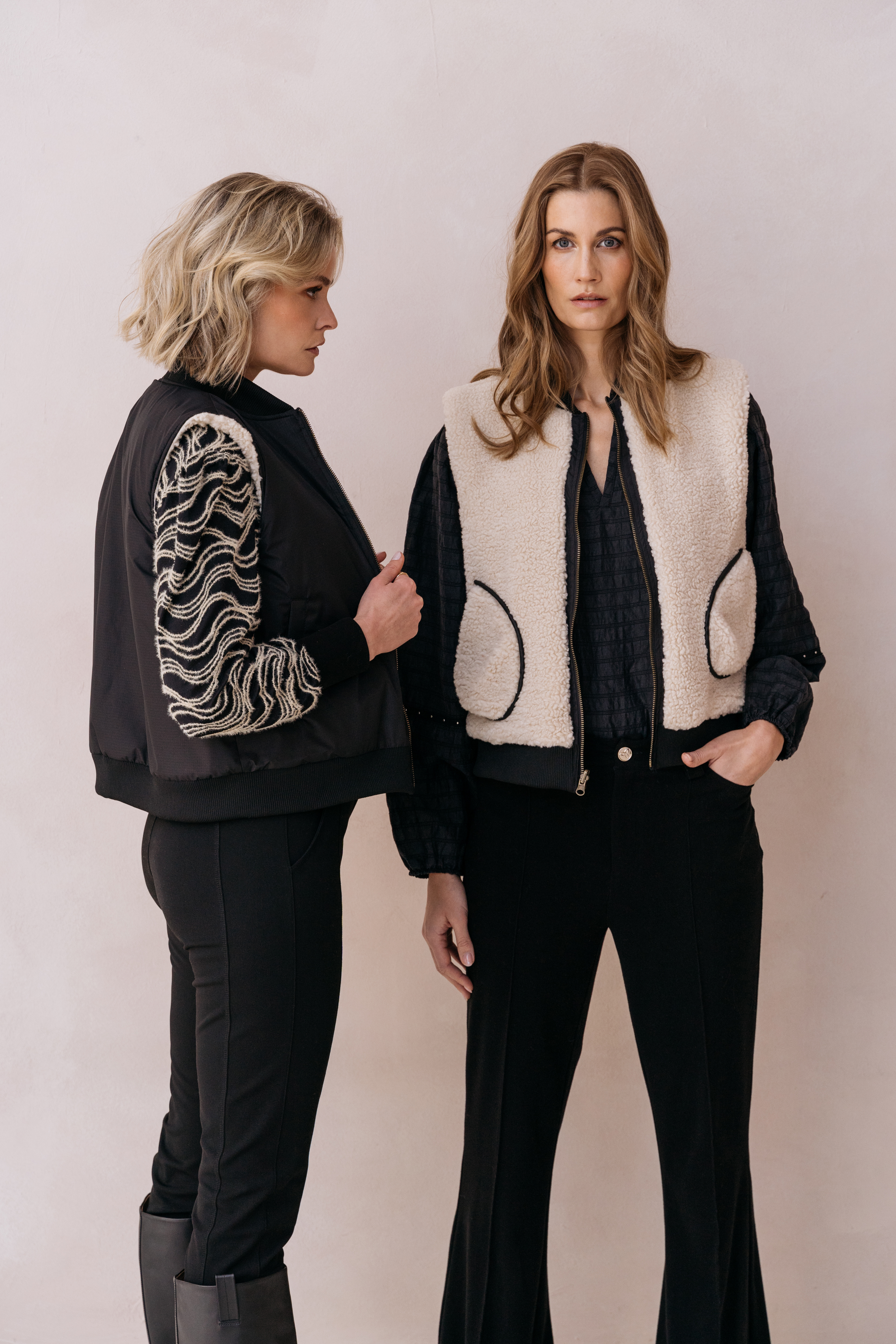 MAICAZZ PRACE-SWEATER BLACK