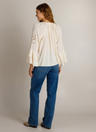 IVY BEAU KAITLYN BLOUSE OFFWHITE