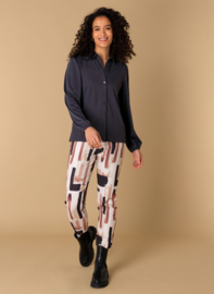 IVY BEAU PEBBE BLOUSE NEARLY BLACK TRV(sale kan niet retour)
