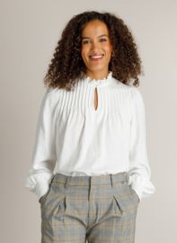 IVY BEAU HEDY BLOUSE OFFWHITE