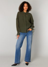 YEST CAROLIE BLOUSE ARMY GREEN