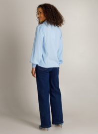 IVY BEAU HEDY BLOUSE SKY BLUE