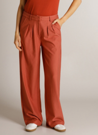 IVY BEAU DANIA BROEK BARN RED