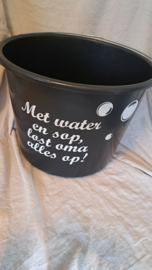 Emmer | Met water en sop..