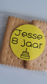 Traktatiesticker  | Met naam en leeftijd | Taart